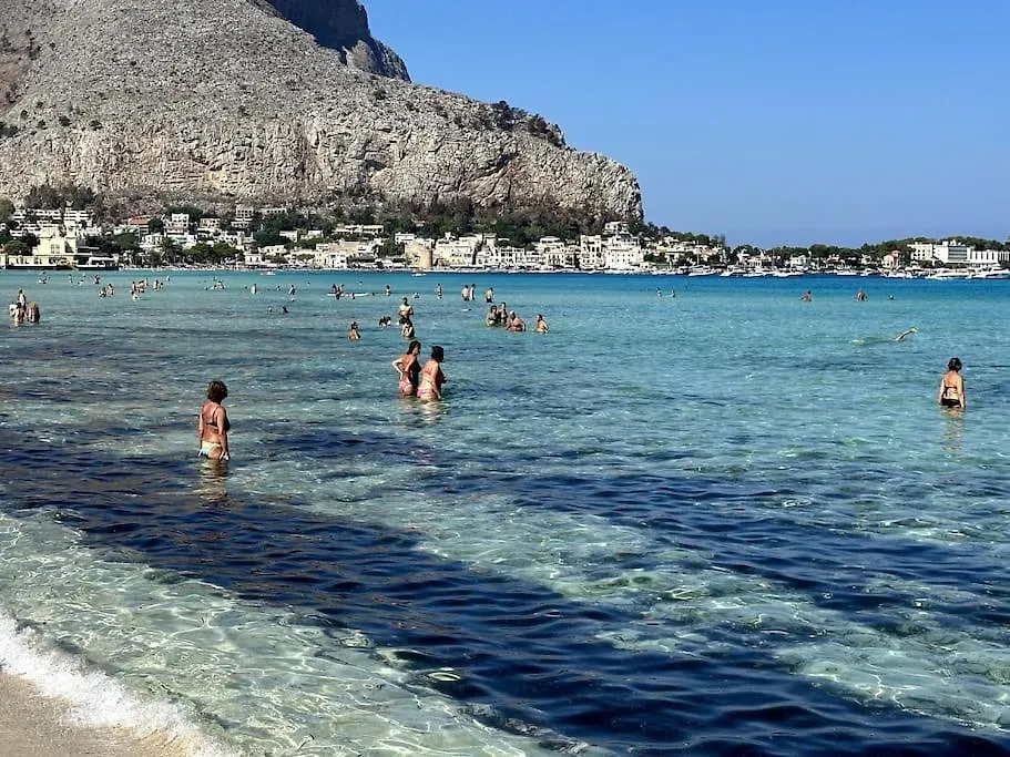 Casa Vacanza Mondello Palermo 0*,